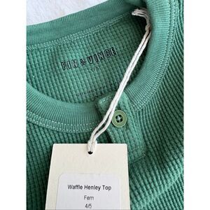 NWT Fin & Vince Green Waffle Henley Top Size 4/5
